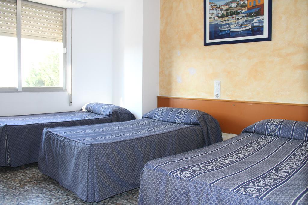 Hostal Mengual Gandia Luaran gambar
