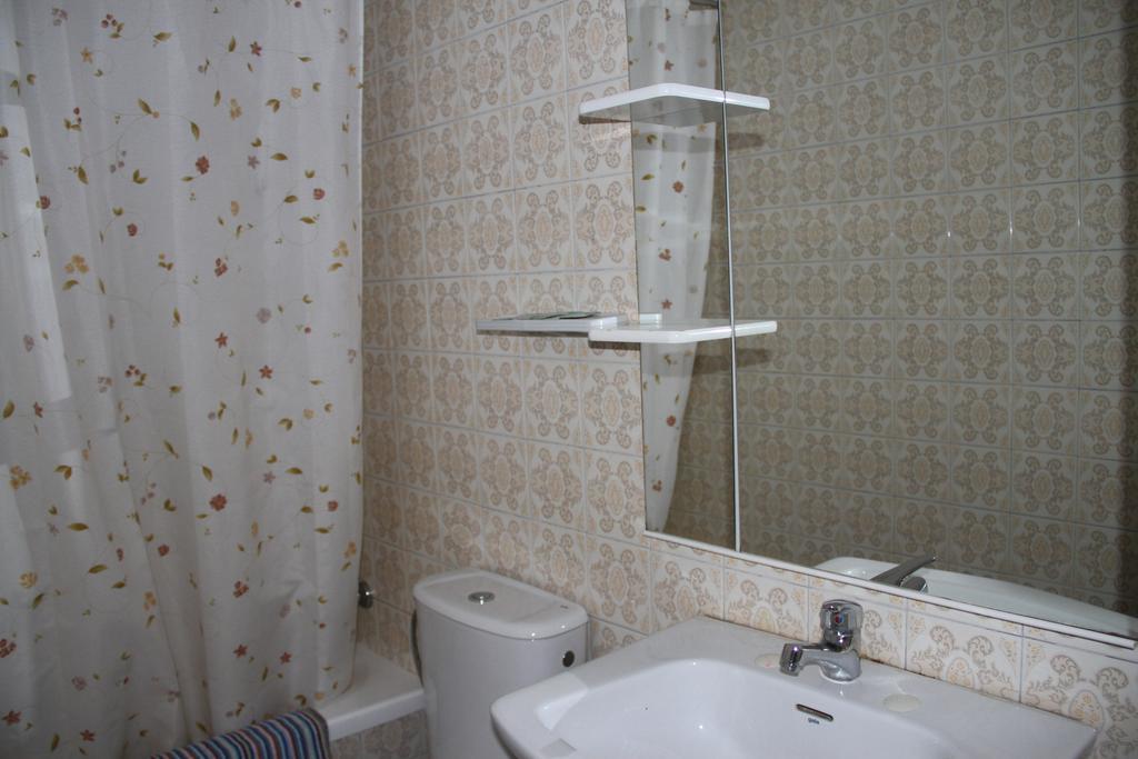 Hostal Mengual Gandia Bilik gambar