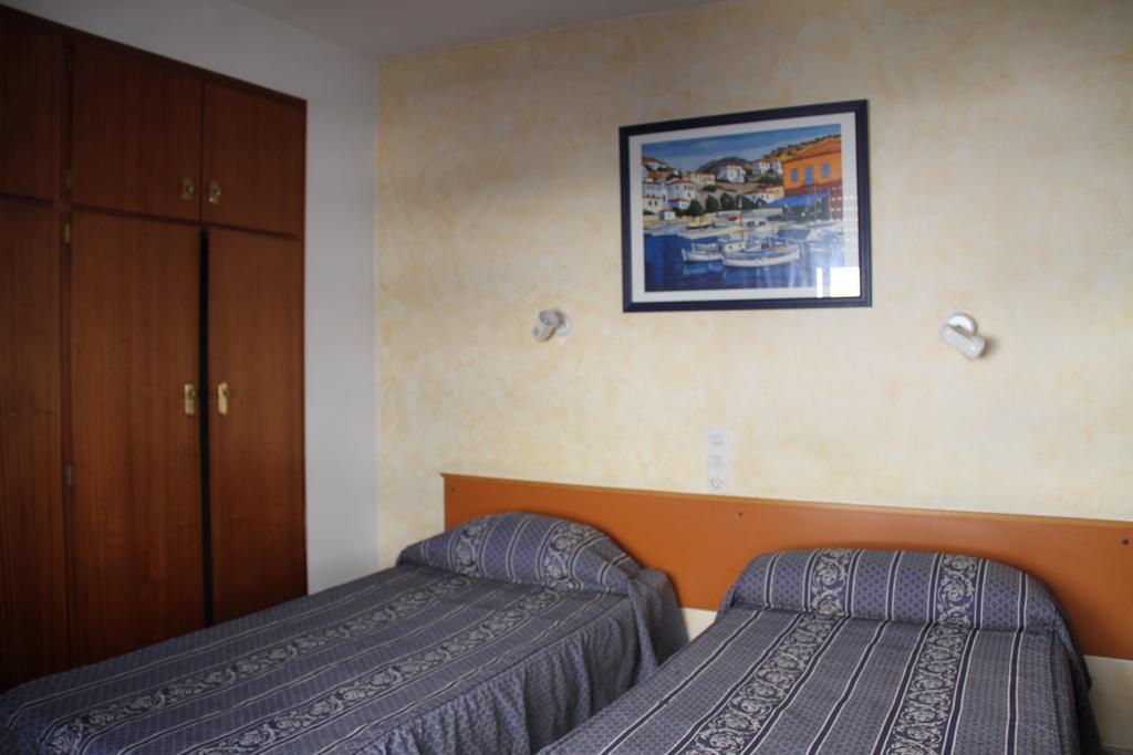 Hostal Mengual Gandia Luaran gambar